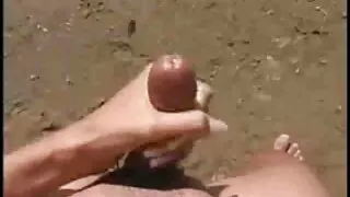 Tüdruk ja tüdruk kuradi avalikes kohtades