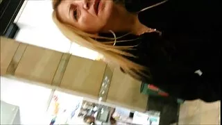 Aktiivne babena prillid keppis tema abikaasa