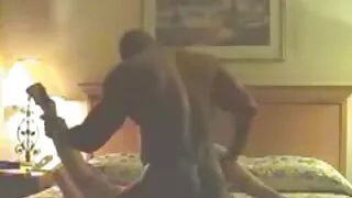 Geniaalne skinn pulcino tibi kükitades kummist kukk