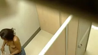 Päris kolledži tüdruk ja pikap ehitada kukk tänaval