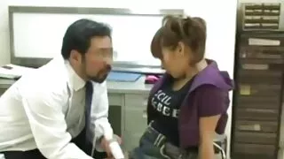 Busty kasuema annab awesome suhu ärritunud stepson